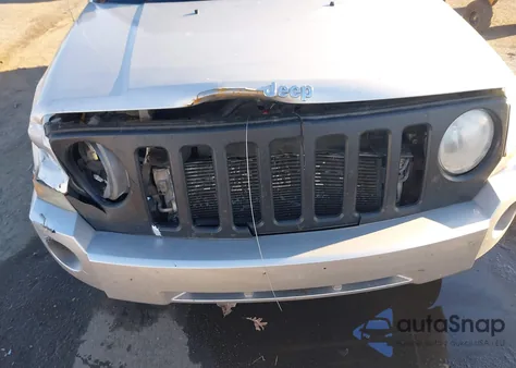 2008 Jeep Patriot Sport z USA, uszkodzony, nr VIN 1J8FT28WX8D777305